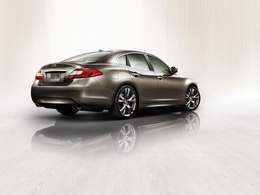  Infiniti M56 S 2010 года  (фото 4 из 34)